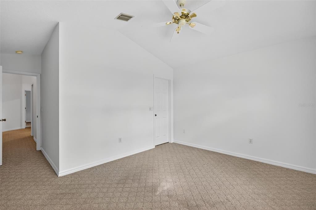 Active With Contract: $375,000 (3 beds, 2 baths, 2261 Square Feet)