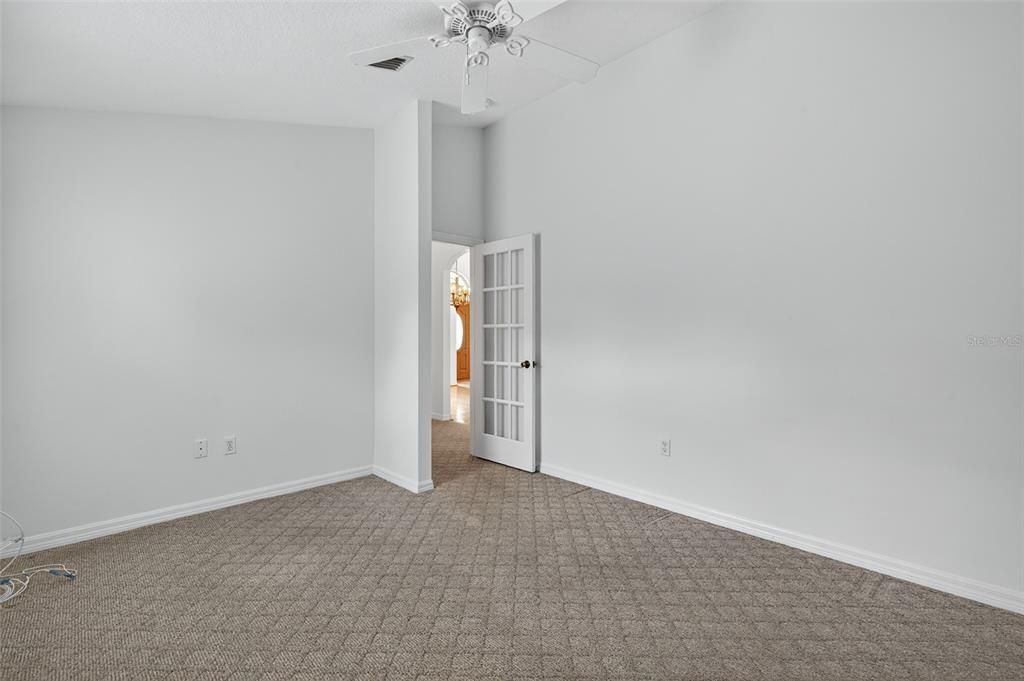 Active With Contract: $375,000 (3 beds, 2 baths, 2261 Square Feet)