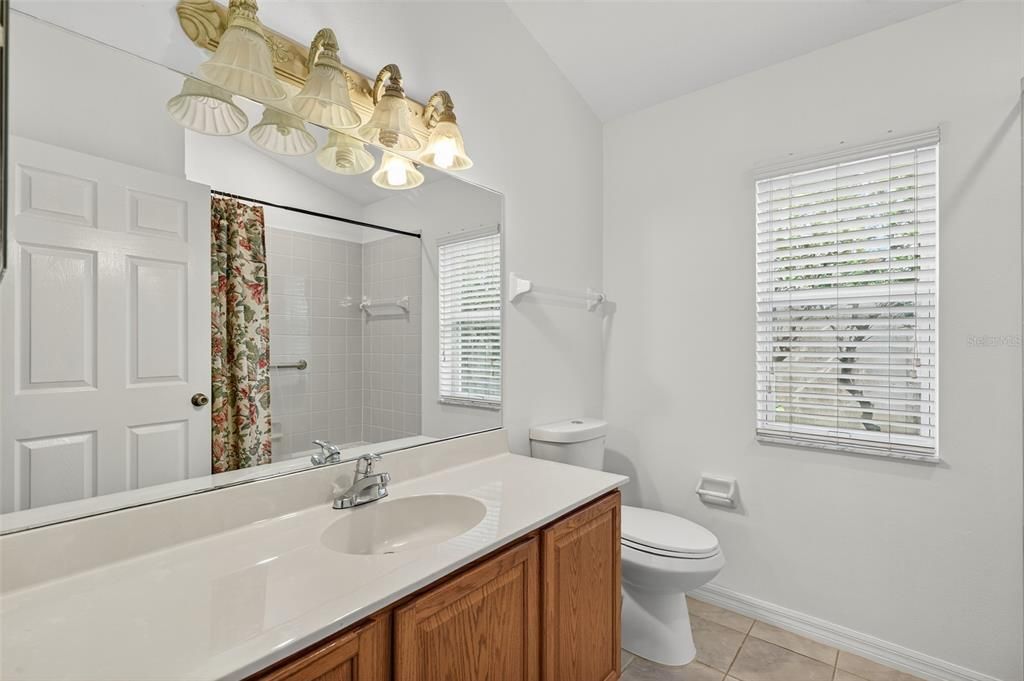 Active With Contract: $375,000 (3 beds, 2 baths, 2261 Square Feet)