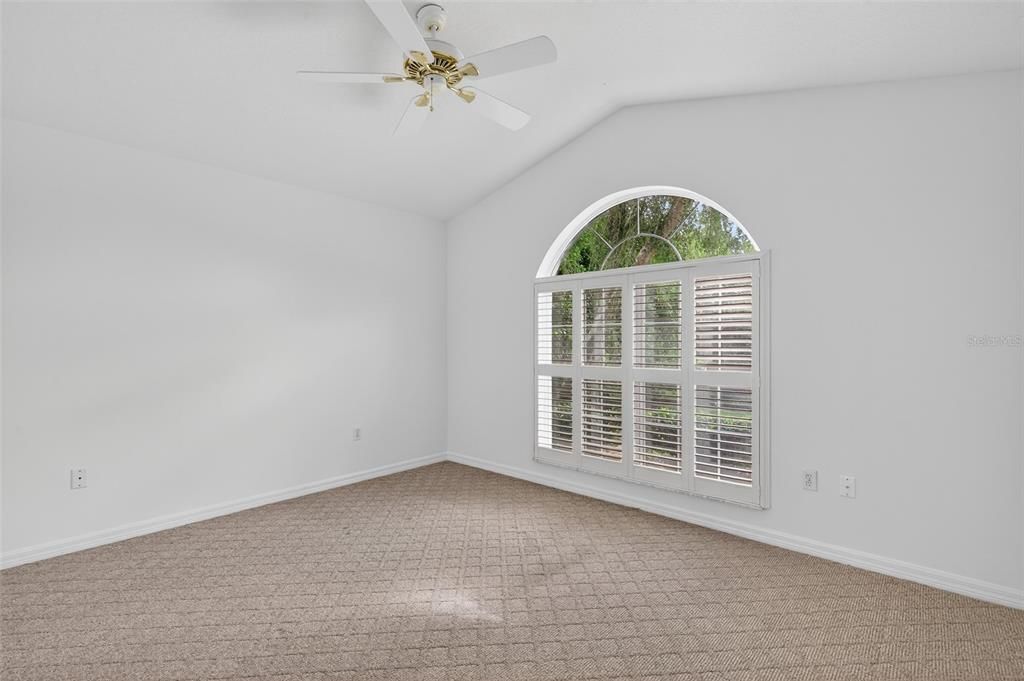 Active With Contract: $375,000 (3 beds, 2 baths, 2261 Square Feet)