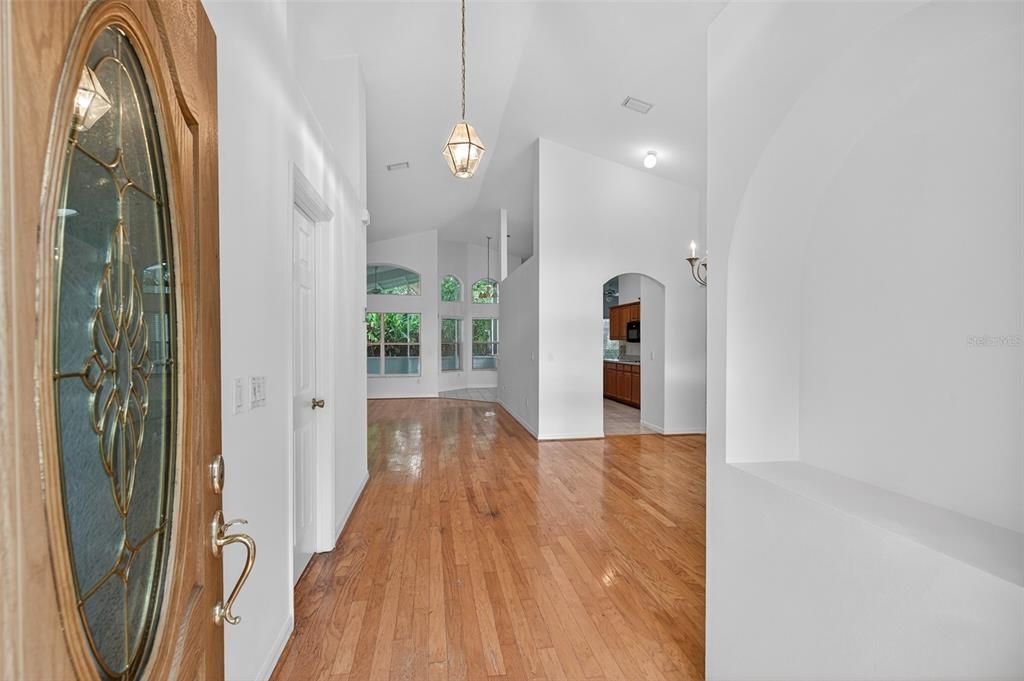 Active With Contract: $375,000 (3 beds, 2 baths, 2261 Square Feet)