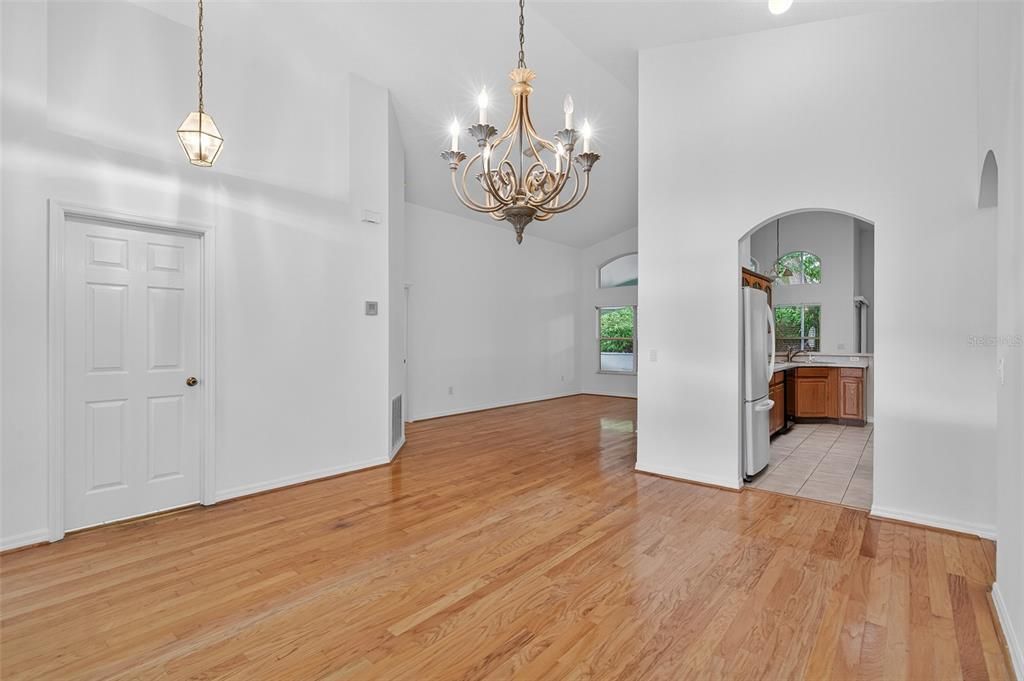 Active With Contract: $375,000 (3 beds, 2 baths, 2261 Square Feet)