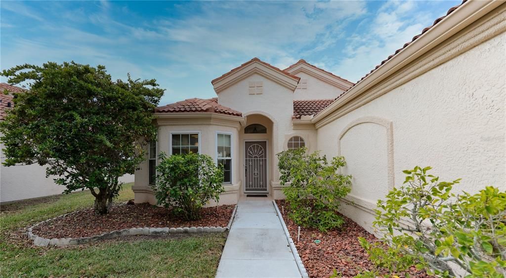 待售: $379,000 (2 贝兹, 2 浴室, 1248 平方英尺)