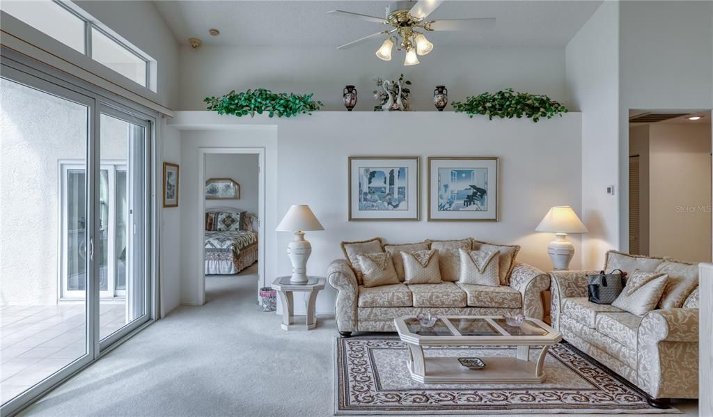 待售: $379,000 (2 贝兹, 2 浴室, 1248 平方英尺)