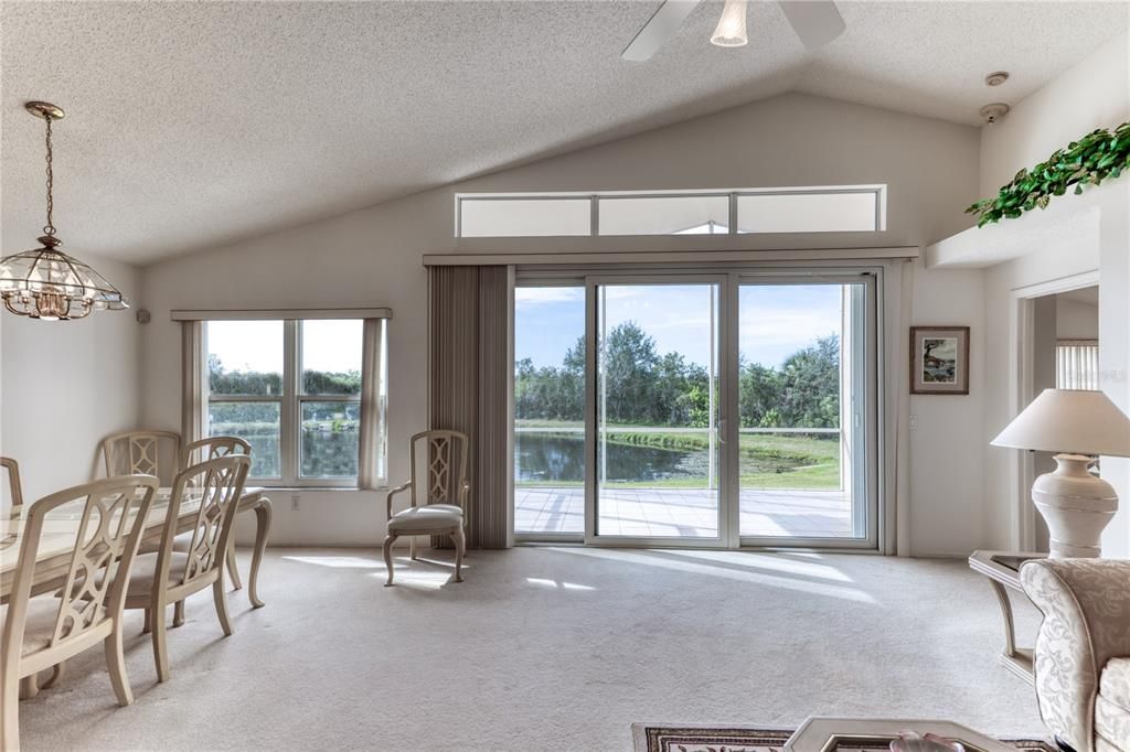 待售: $379,000 (2 贝兹, 2 浴室, 1248 平方英尺)