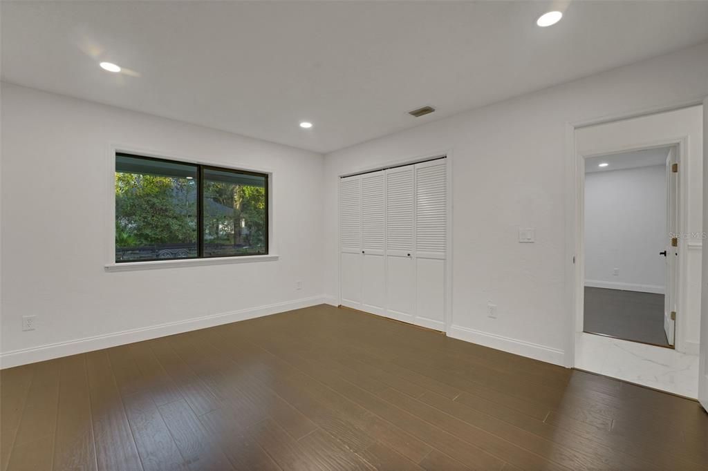 For Sale: $1,049,000 (4 beds, 4 baths, 4200 Square Feet)