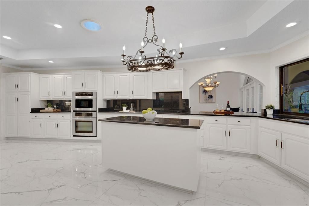 For Sale: $1,049,000 (4 beds, 4 baths, 4200 Square Feet)