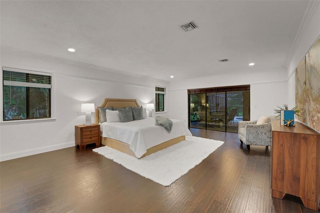 For Sale: $1,049,000 (4 beds, 4 baths, 4200 Square Feet)