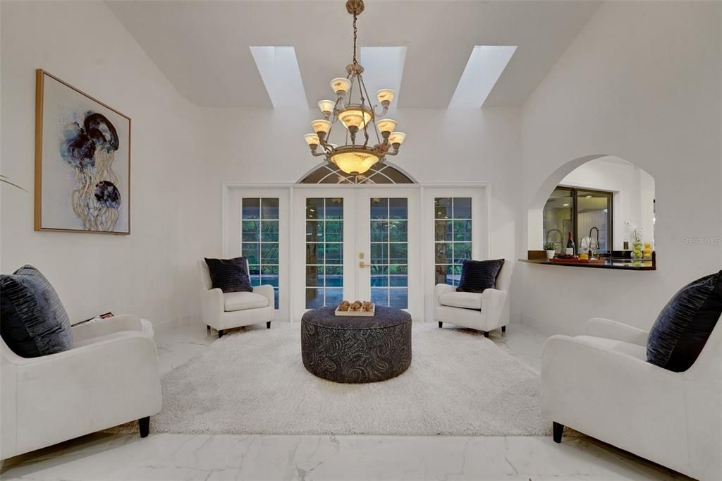 For Sale: $1,049,000 (4 beds, 4 baths, 4200 Square Feet)