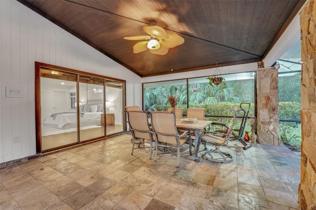 For Sale: $1,049,000 (4 beds, 4 baths, 4200 Square Feet)