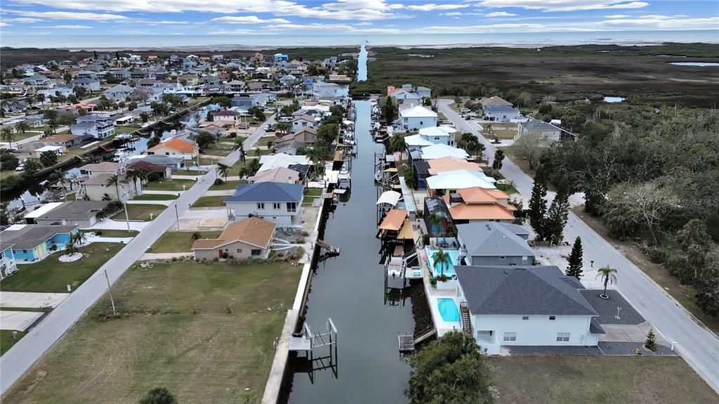 待售: $799,000 (4 贝兹, 2 浴室, 2410 平方英尺)