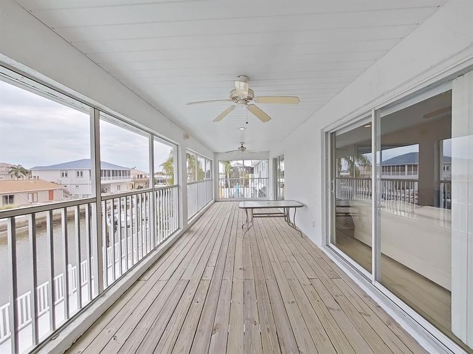 待售: $799,000 (4 贝兹, 2 浴室, 2410 平方英尺)