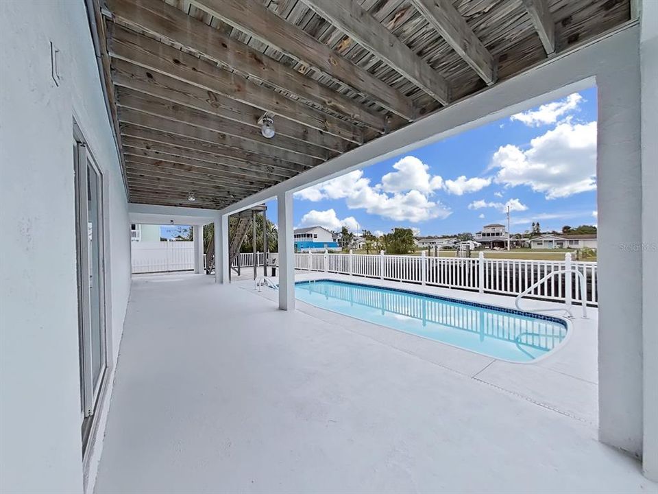 待售: $799,000 (4 贝兹, 2 浴室, 2410 平方英尺)