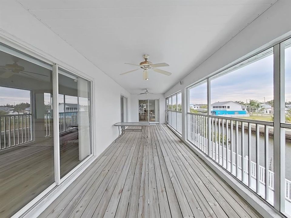 待售: $799,000 (4 贝兹, 2 浴室, 2410 平方英尺)