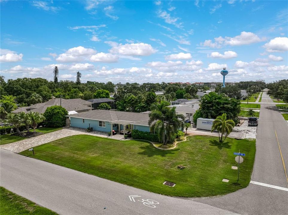 待售: $919,000 (4 贝兹, 3 浴室, 2578 平方英尺)