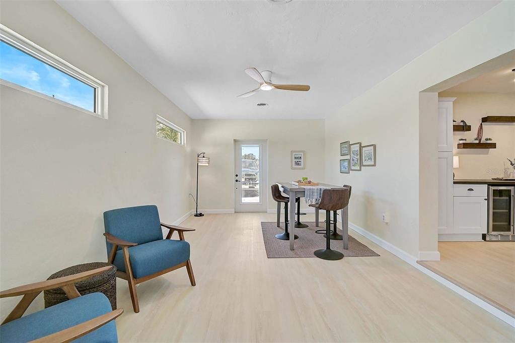 待售: $919,000 (4 贝兹, 3 浴室, 2578 平方英尺)