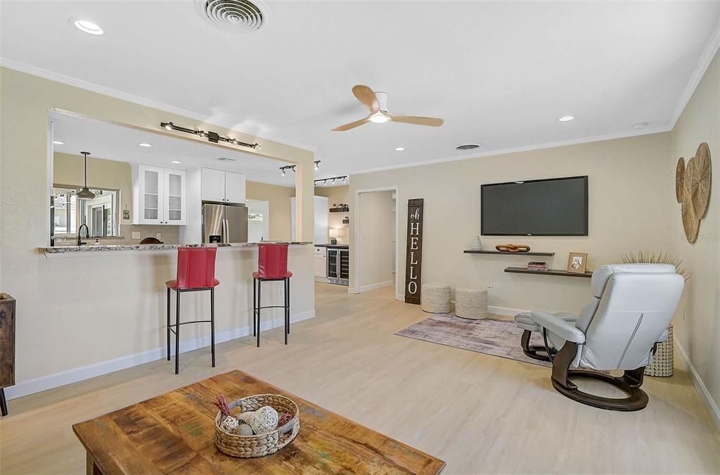 待售: $919,000 (4 贝兹, 3 浴室, 2578 平方英尺)