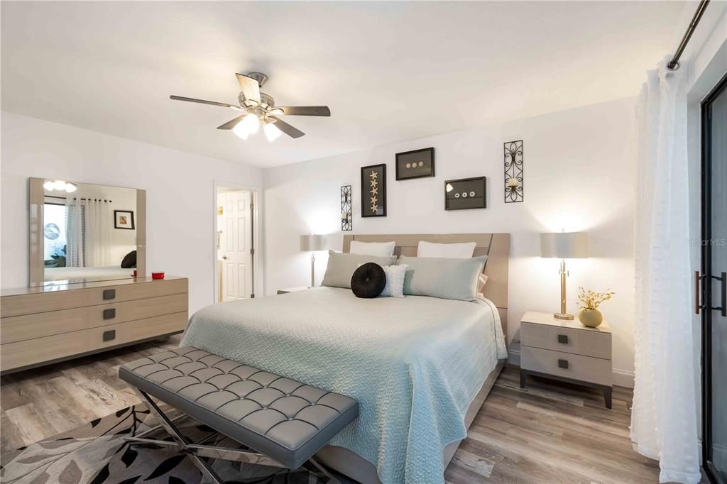 For Sale: $219,000 (2 beds, 2 baths, 1209 Square Feet)