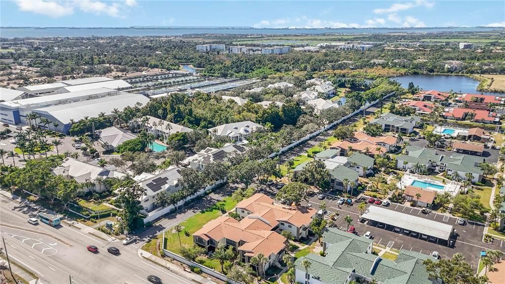 For Sale: $219,000 (2 beds, 2 baths, 1209 Square Feet)