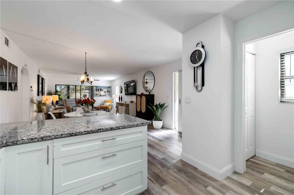 For Sale: $219,000 (2 beds, 2 baths, 1209 Square Feet)