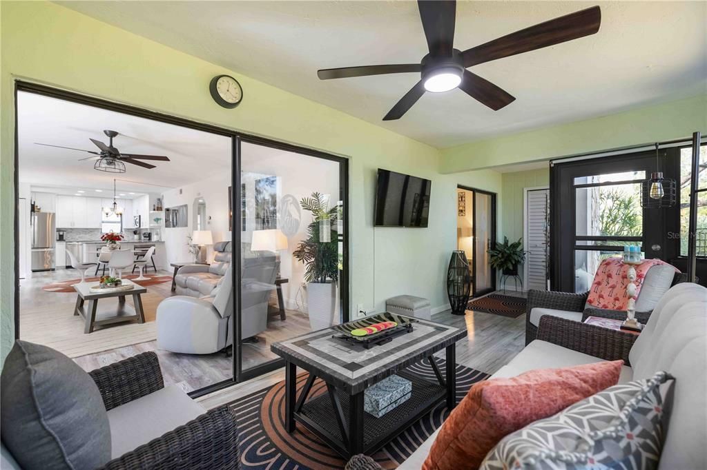 For Sale: $219,000 (2 beds, 2 baths, 1209 Square Feet)