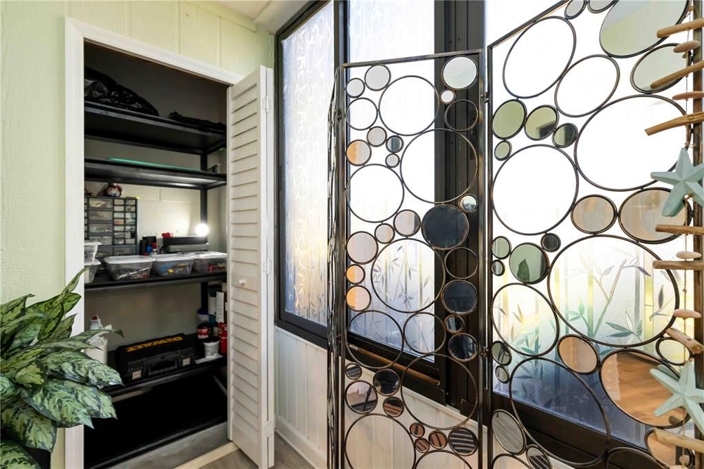 For Sale: $219,000 (2 beds, 2 baths, 1209 Square Feet)