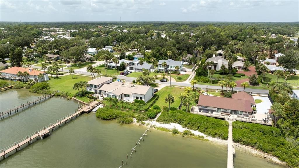 En Venta: $1,185,000 (4 camas, 4 baños, 3216 Pies cuadrados)