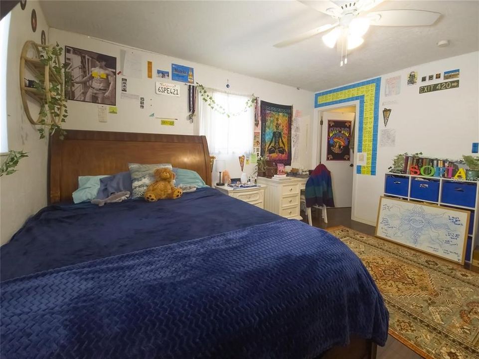 En Venta: $1,185,000 (4 camas, 4 baños, 3216 Pies cuadrados)