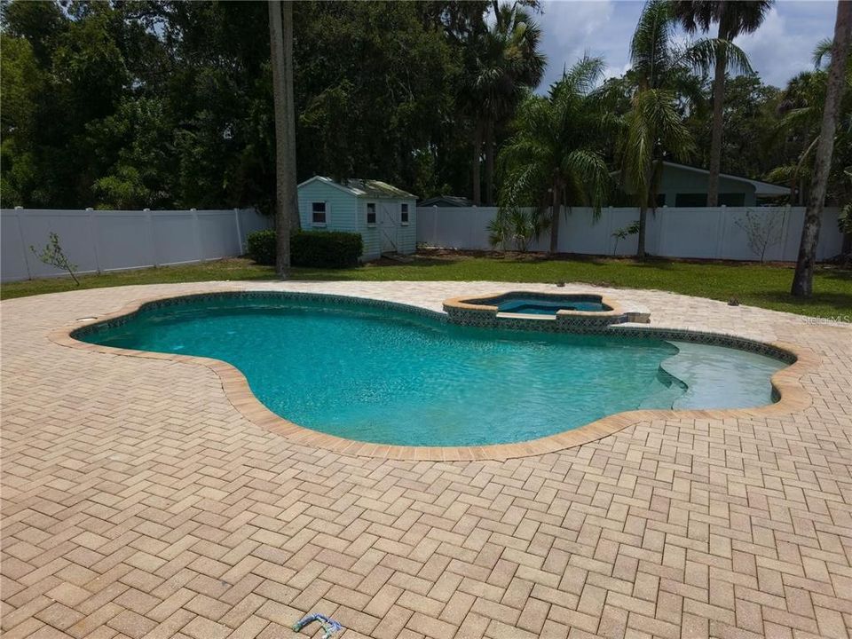 En Venta: $1,185,000 (4 camas, 4 baños, 3216 Pies cuadrados)