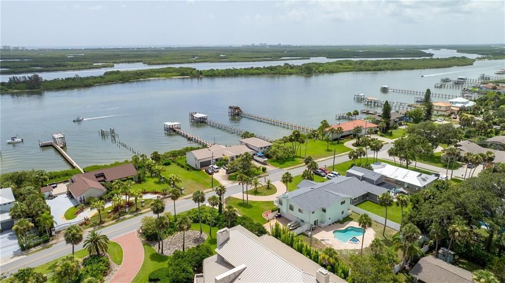 En Venta: $1,185,000 (4 camas, 4 baños, 3216 Pies cuadrados)