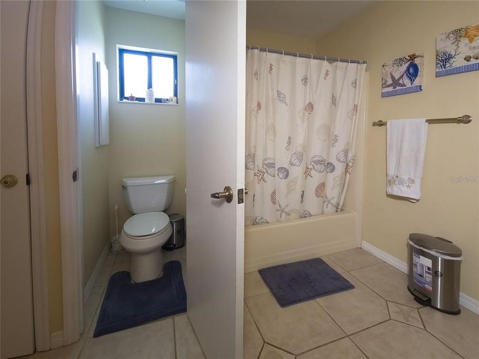 En Venta: $1,185,000 (4 camas, 4 baños, 3216 Pies cuadrados)