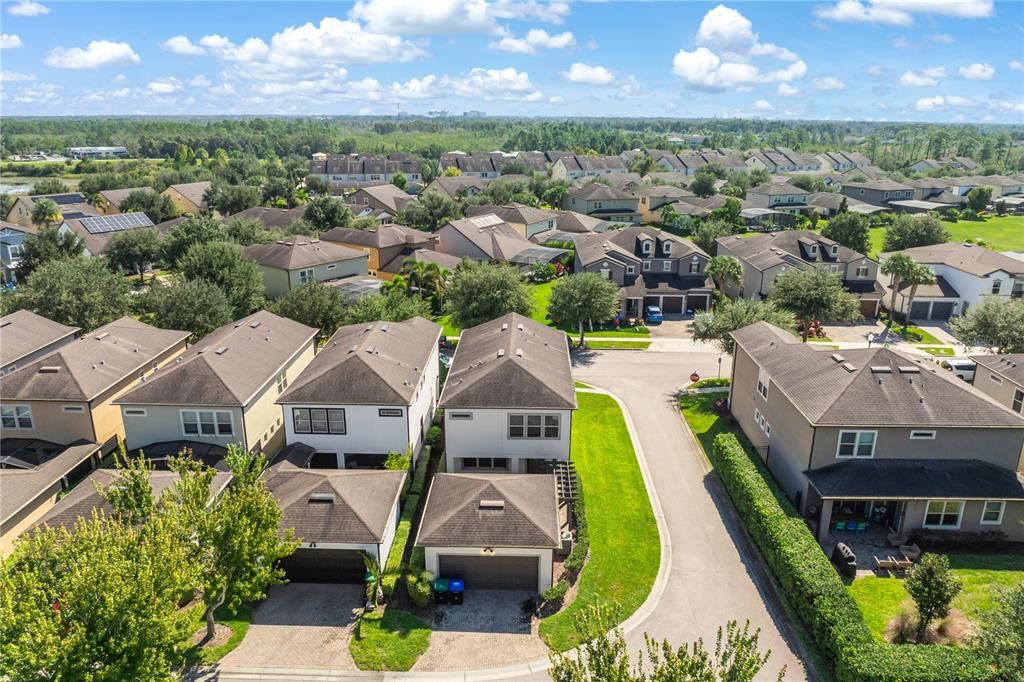 Activo con contrato: $500,000 (3 camas, 2 baños, 1986 Pies cuadrados)