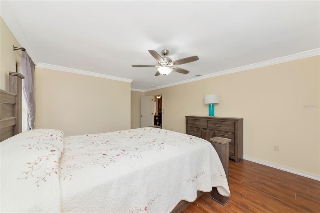 Active With Contract: $525,000 (3 beds, 3 baths, 2085 Square Feet)