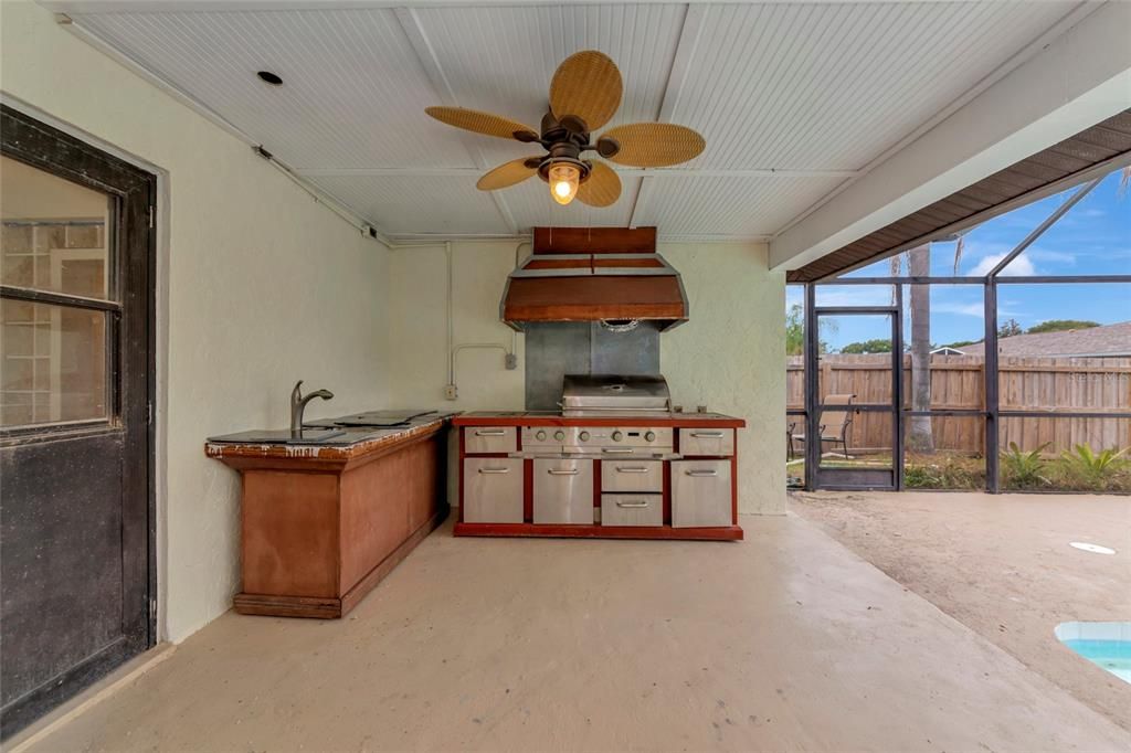 Active With Contract: $525,000 (3 beds, 3 baths, 2085 Square Feet)