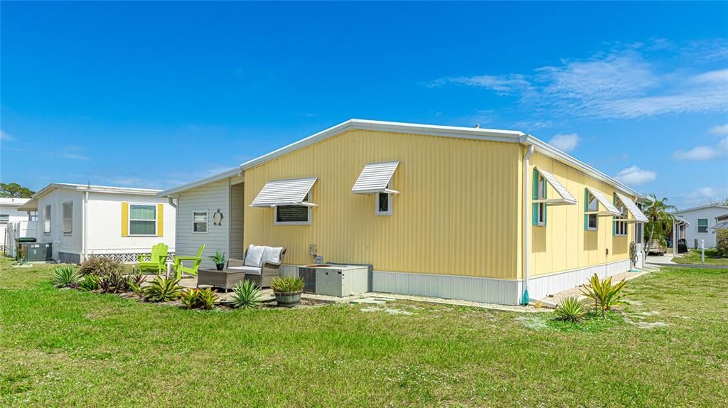 待售: $179,000 (2 贝兹, 2 浴室, 1056 平方英尺)