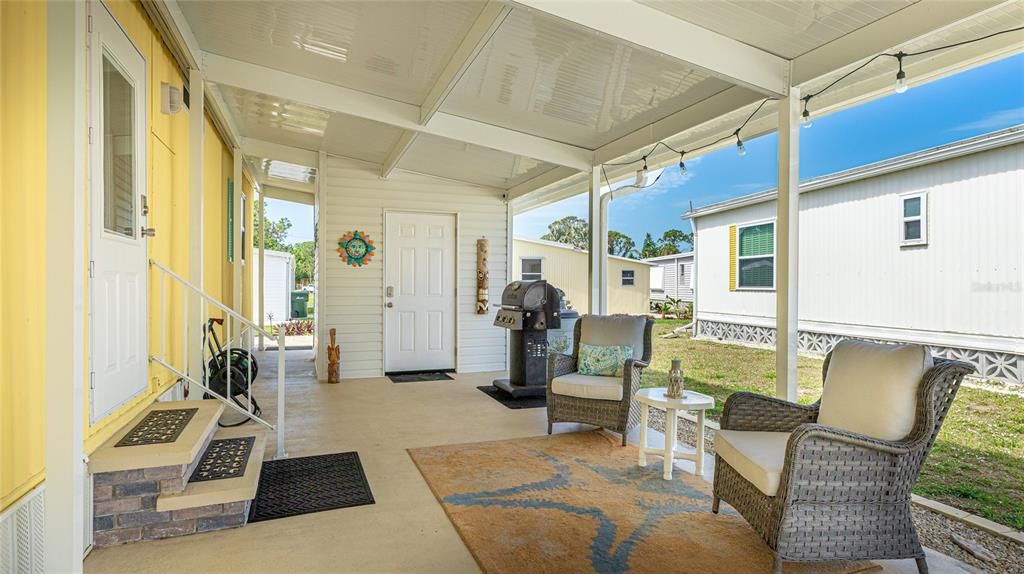 待售: $179,000 (2 贝兹, 2 浴室, 1056 平方英尺)