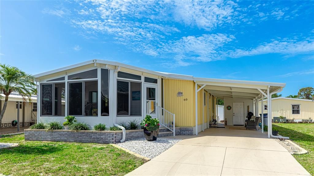 待售: $179,000 (2 贝兹, 2 浴室, 1056 平方英尺)