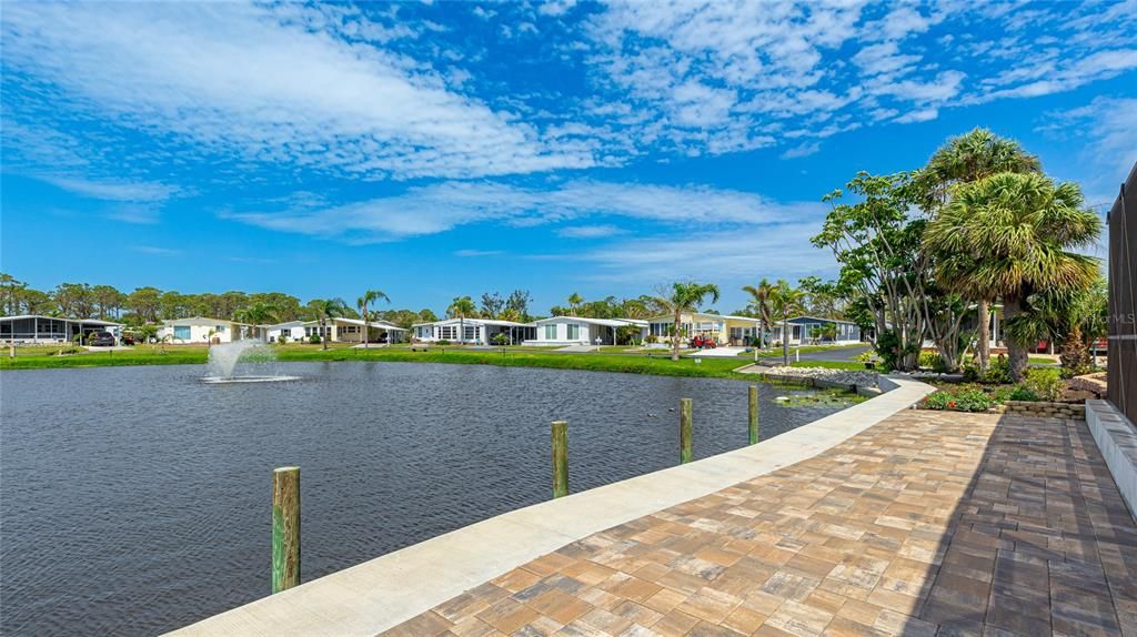 待售: $179,000 (2 贝兹, 2 浴室, 1056 平方英尺)