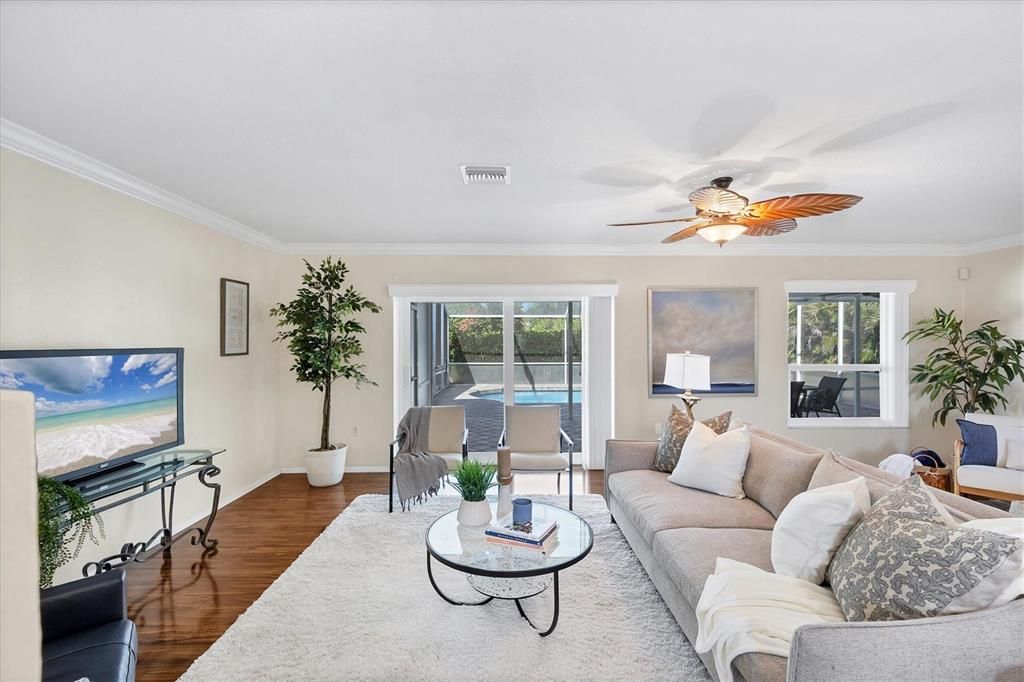 For Sale: $469,000 (3 beds, 2 baths, 1744 Square Feet)