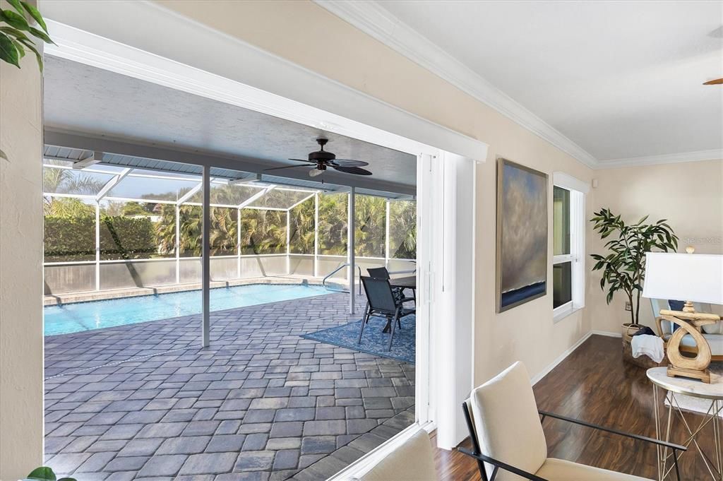 For Sale: $469,000 (3 beds, 2 baths, 1744 Square Feet)