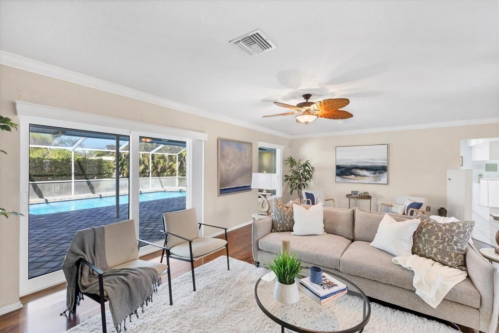 For Sale: $469,000 (3 beds, 2 baths, 1744 Square Feet)