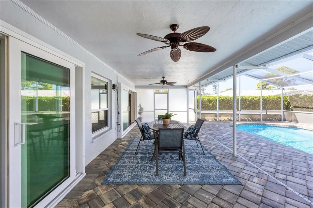 For Sale: $469,000 (3 beds, 2 baths, 1744 Square Feet)