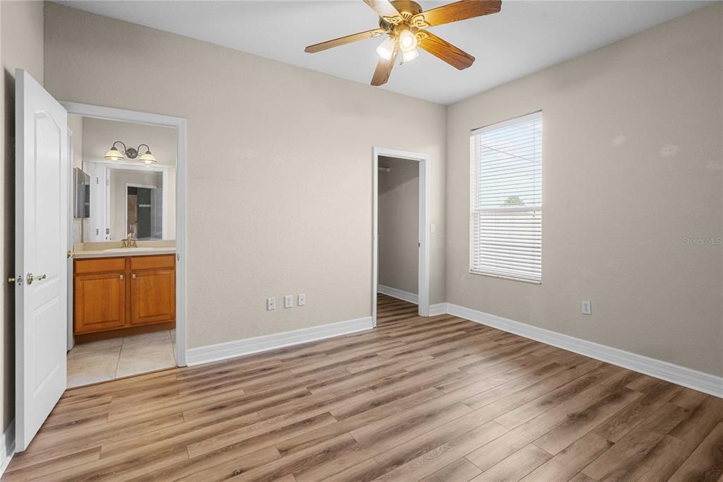 На продажу: $485,000 (4 спален, 3 ванн, 2560 Квадратных фут)