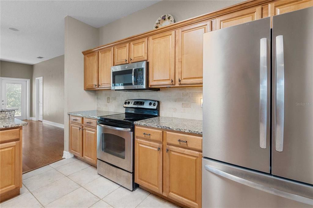 На продажу: $485,000 (4 спален, 3 ванн, 2560 Квадратных фут)