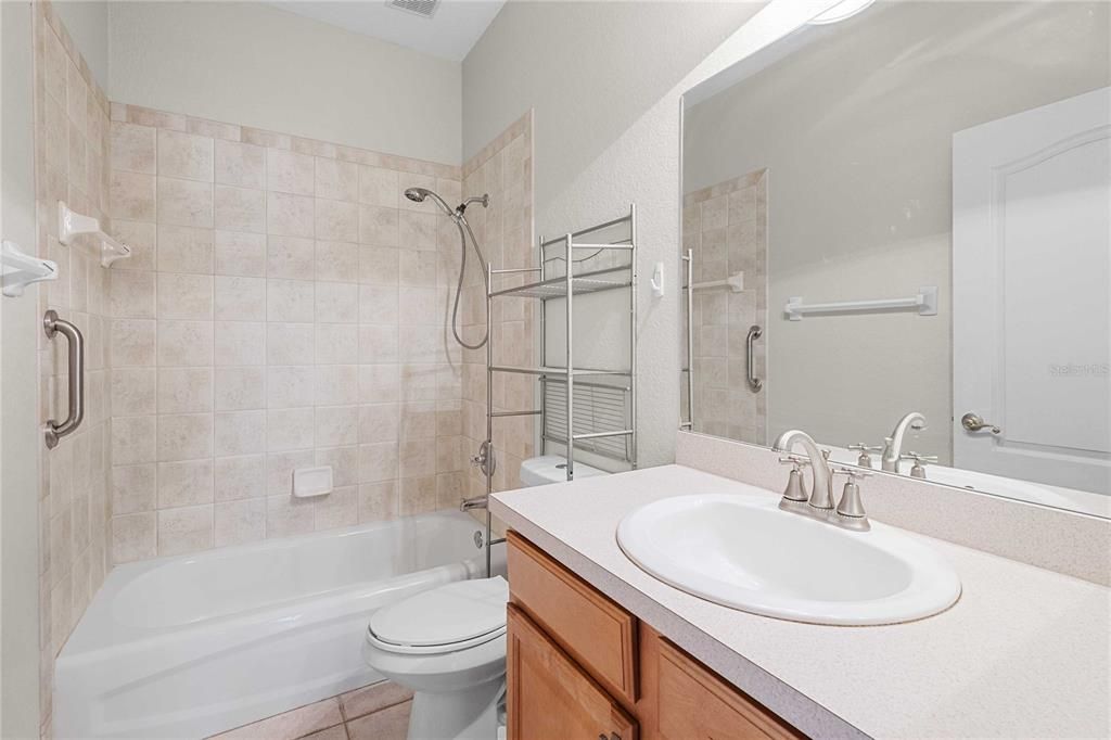 На продажу: $485,000 (4 спален, 3 ванн, 2560 Квадратных фут)