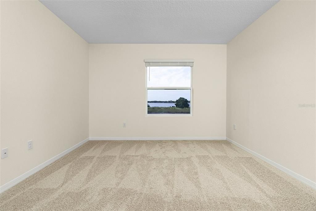 待售: $390,000 (3 贝兹, 2 浴室, 1740 平方英尺)