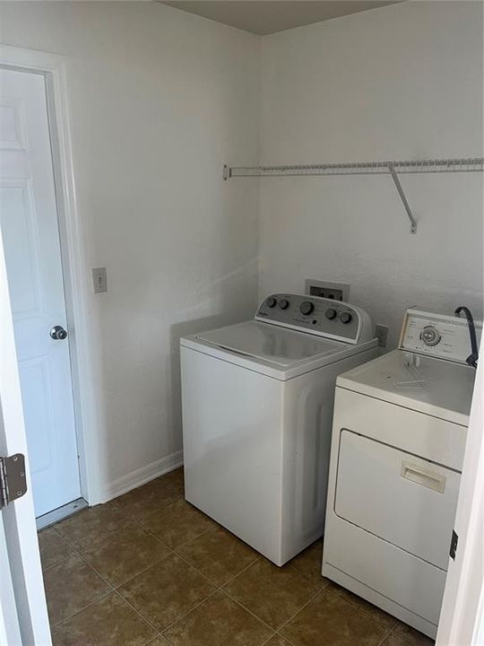 待售: $329,000 (3 贝兹, 2 浴室, 1870 平方英尺)