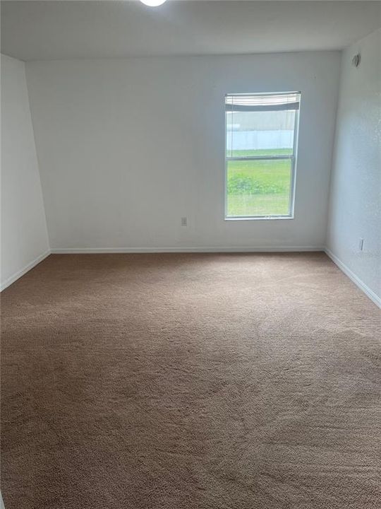 待售: $329,000 (3 贝兹, 2 浴室, 1870 平方英尺)