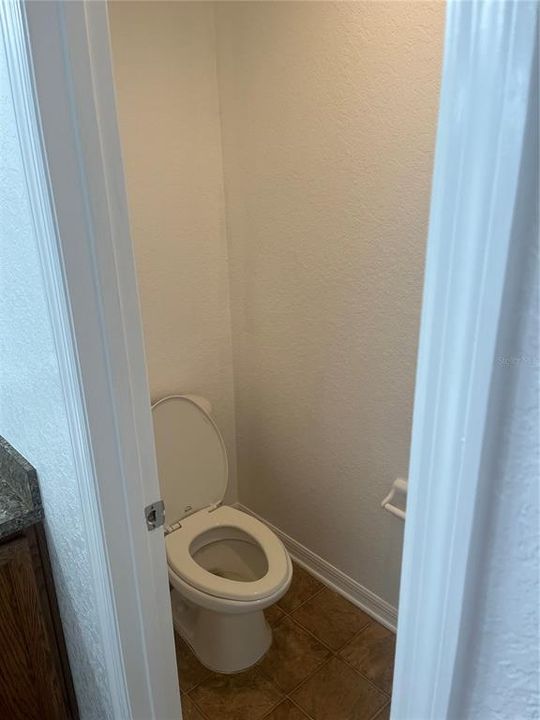 待售: $329,000 (3 贝兹, 2 浴室, 1870 平方英尺)