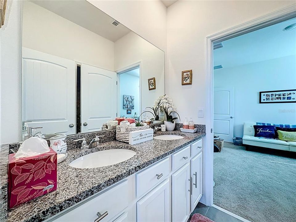 Active With Contract: $500,000 (4 beds, 3 baths, 2841 Square Feet)